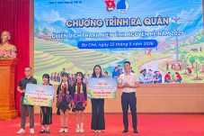 thanh niên tình nguyện hè