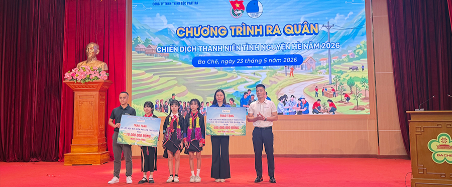 thanh niên tình nguyện hè